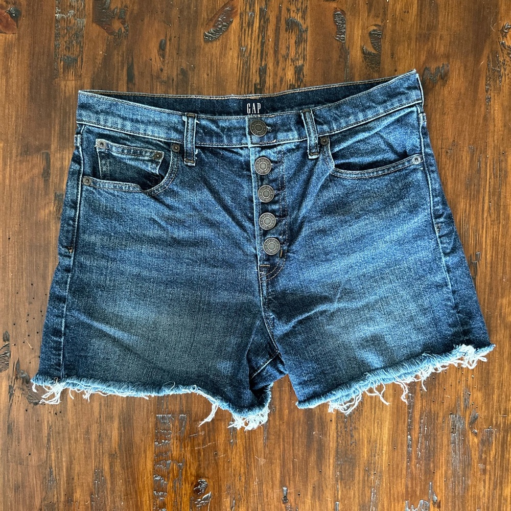 GAP Raw Hem Shorts Medium Wash